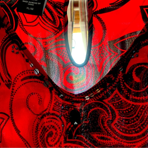 Metaphor Blouse - Picture 4 of 6